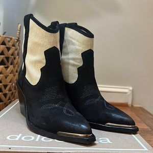 Dolce Vita Nashe black multi nubuck booties
